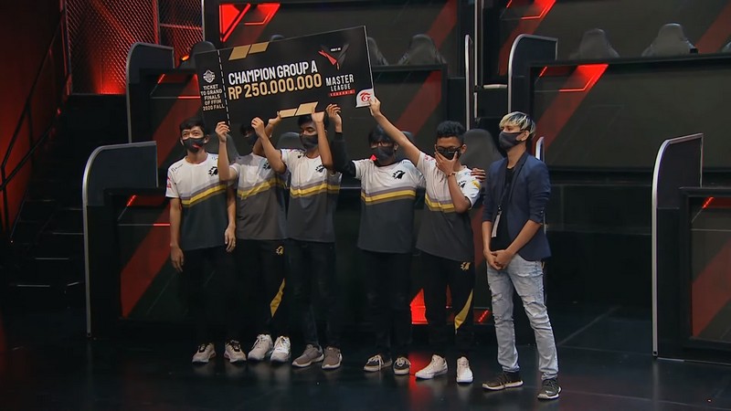 Inilah Seluruh Juara Grup Dari Free Fire Master League Season 2 Auto Ke Ffim 2020 Fall