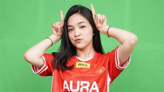 Profil dan Biodata Elsa Japasal, BA Cantik Aura Esports Bersuara Merdu